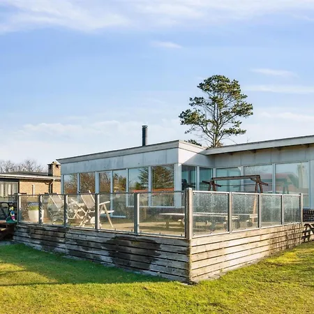 Dzavid - 10m From The Sea By Interhome
